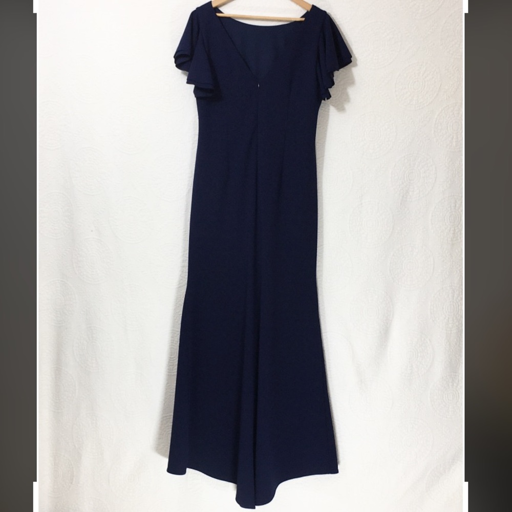 Betsy & Adam Flutter-Sleeve Scuba Crepe Gown - Picture 5 of 14